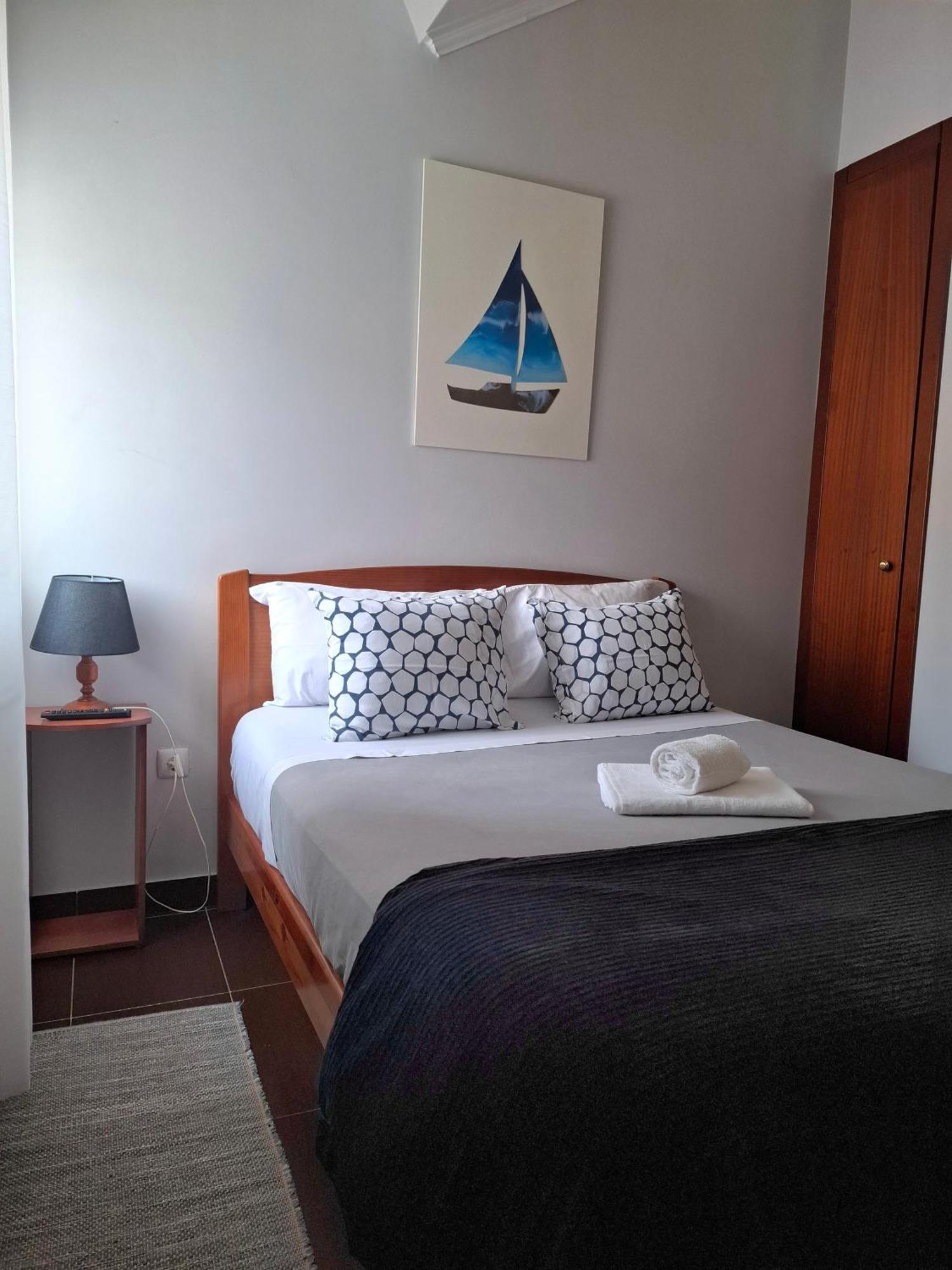 Guesthouse Verissimo Nazaré Zewnętrze zdjęcie